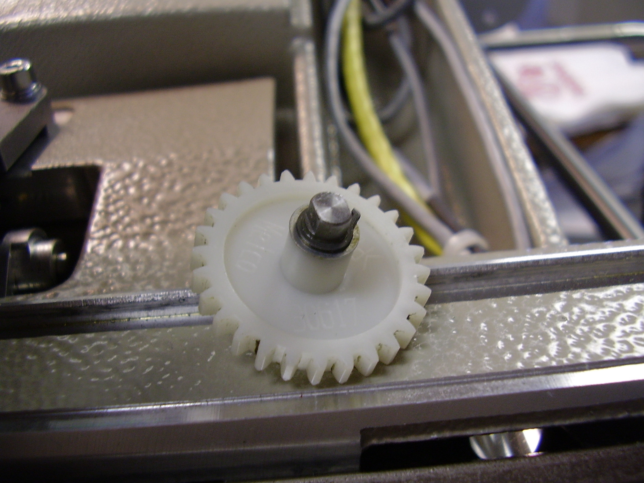 Thread Feeder Spring Articles